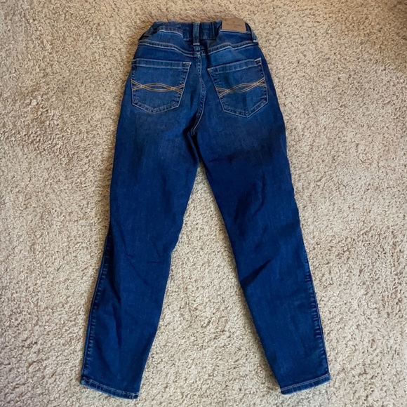 Abercrombie kids high rise mini mom jeans - Picture 2 of 2
